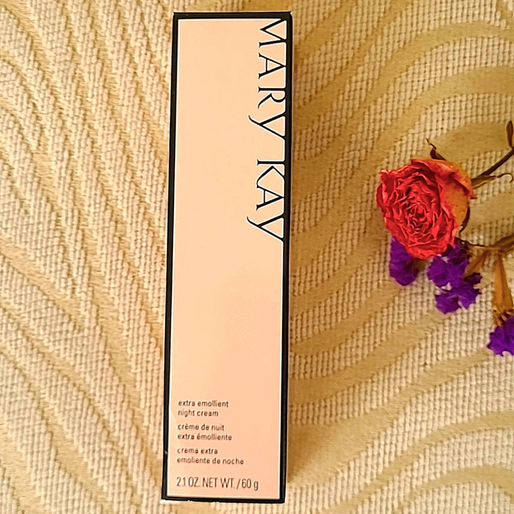 Mary Kay Extra Emollient Night Cream